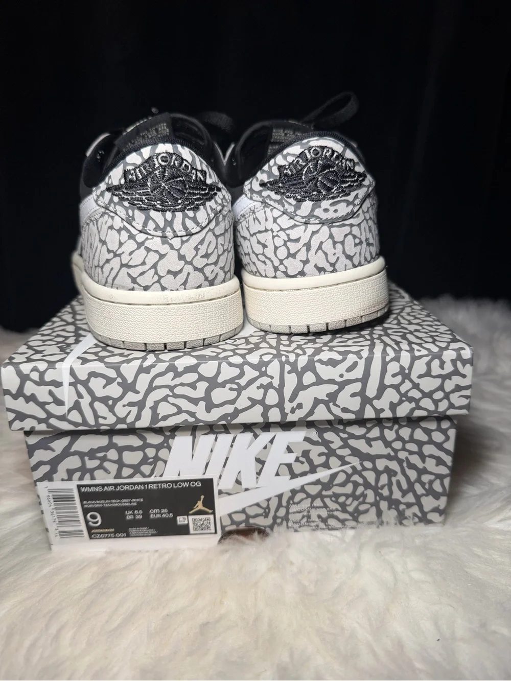 Nike Air Jordan 1 Retro Low OG 'Black Cement' CZ0775-001 Women’s Size 9 - Picture 13 of 13